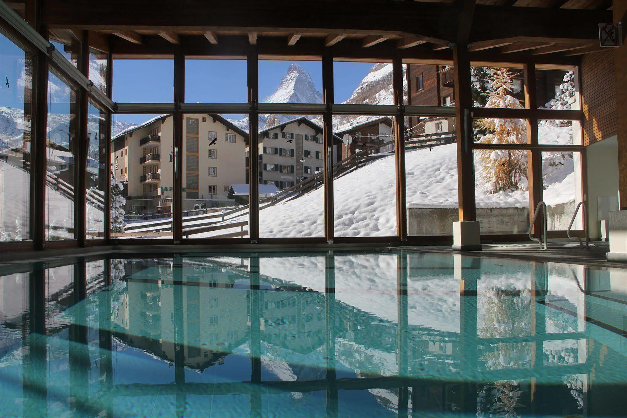 Hotel Alfa Zermatt Exterior photo